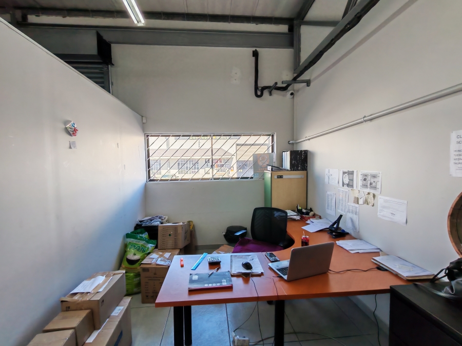 To Let Commercial Property for Rent in Gants Plaza Western Cape